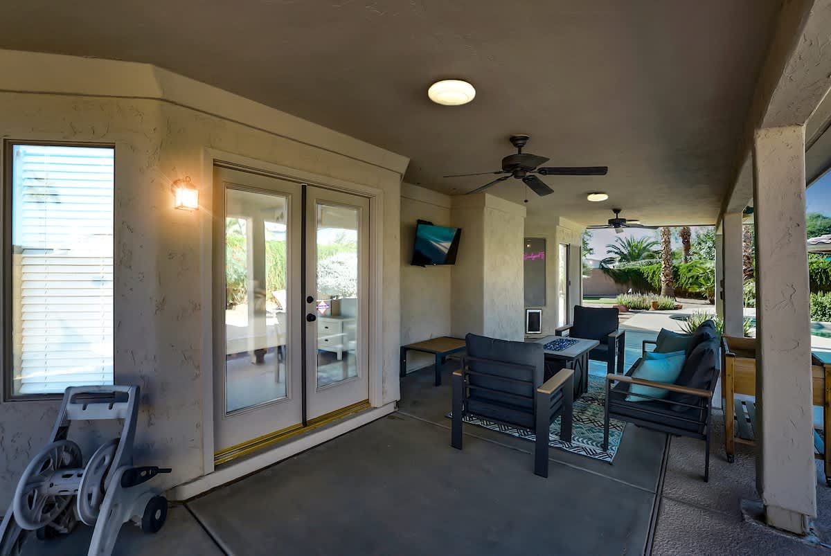 Outdoor seating