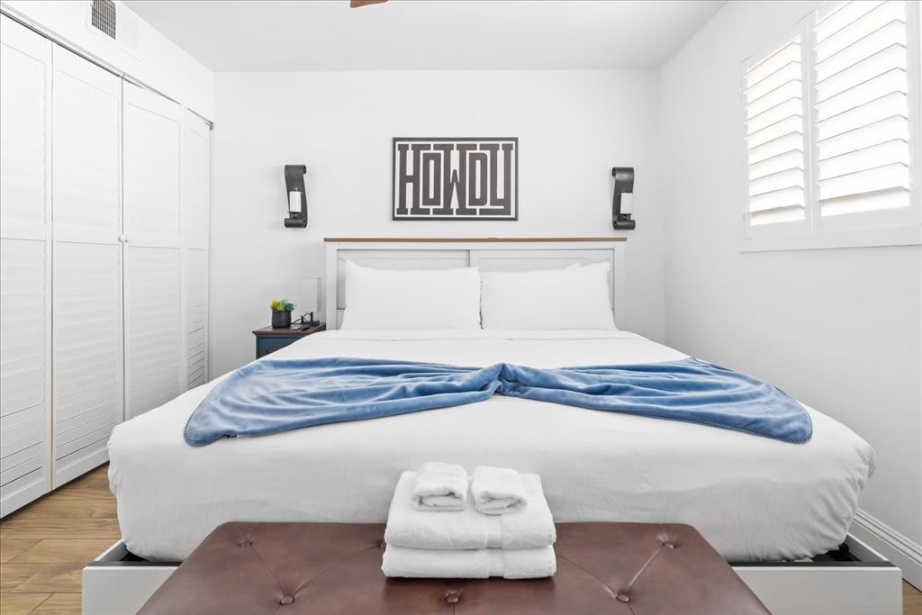 MASTER BEDROOM