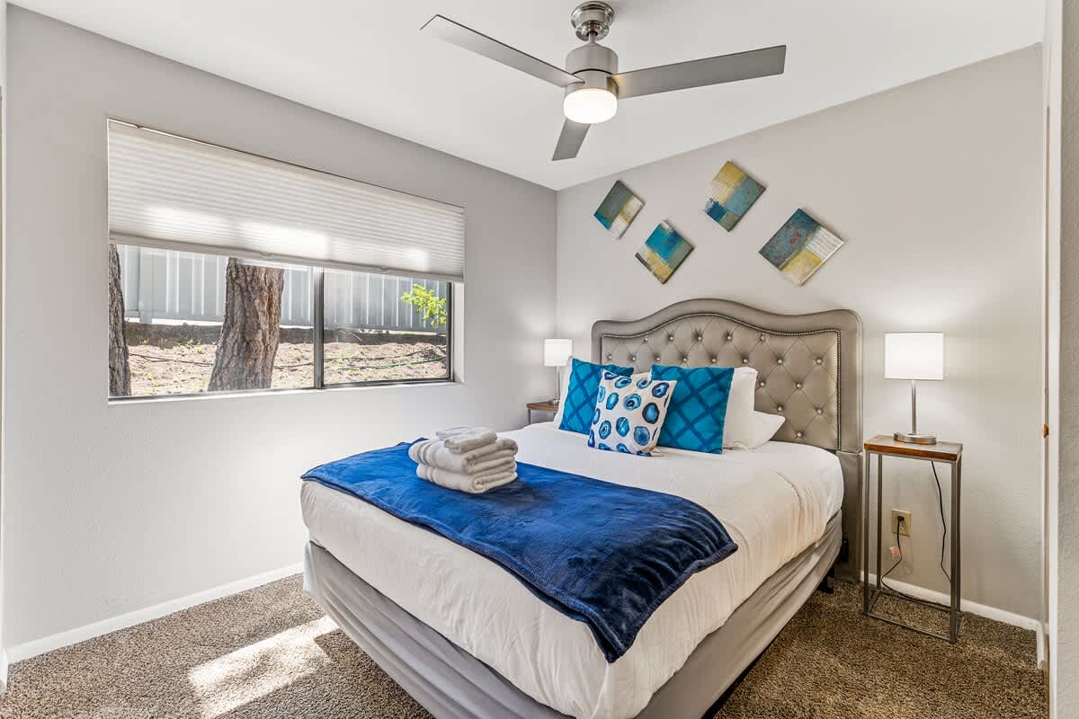 BEDROOM 6