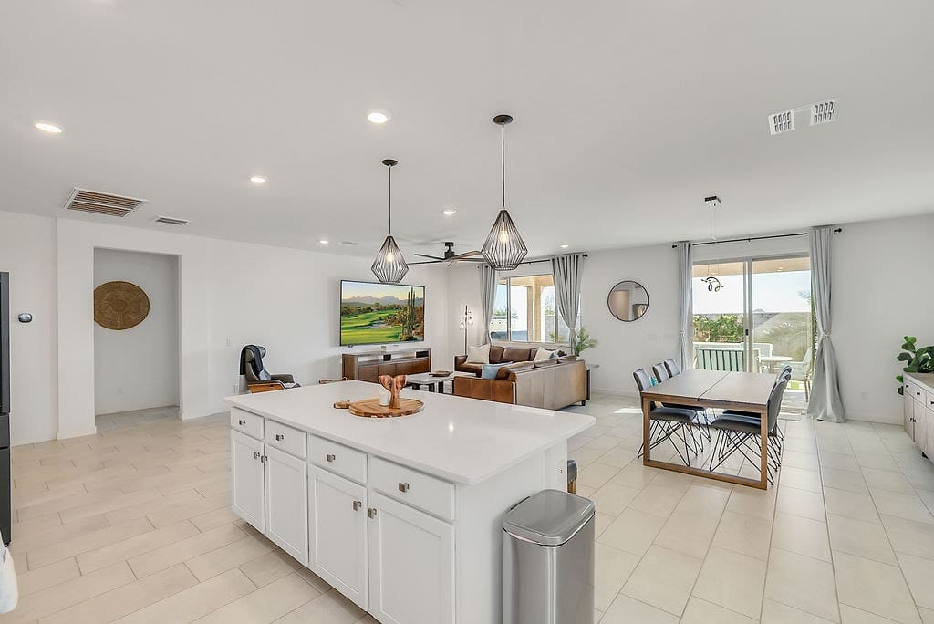 Kitchen/Living Room