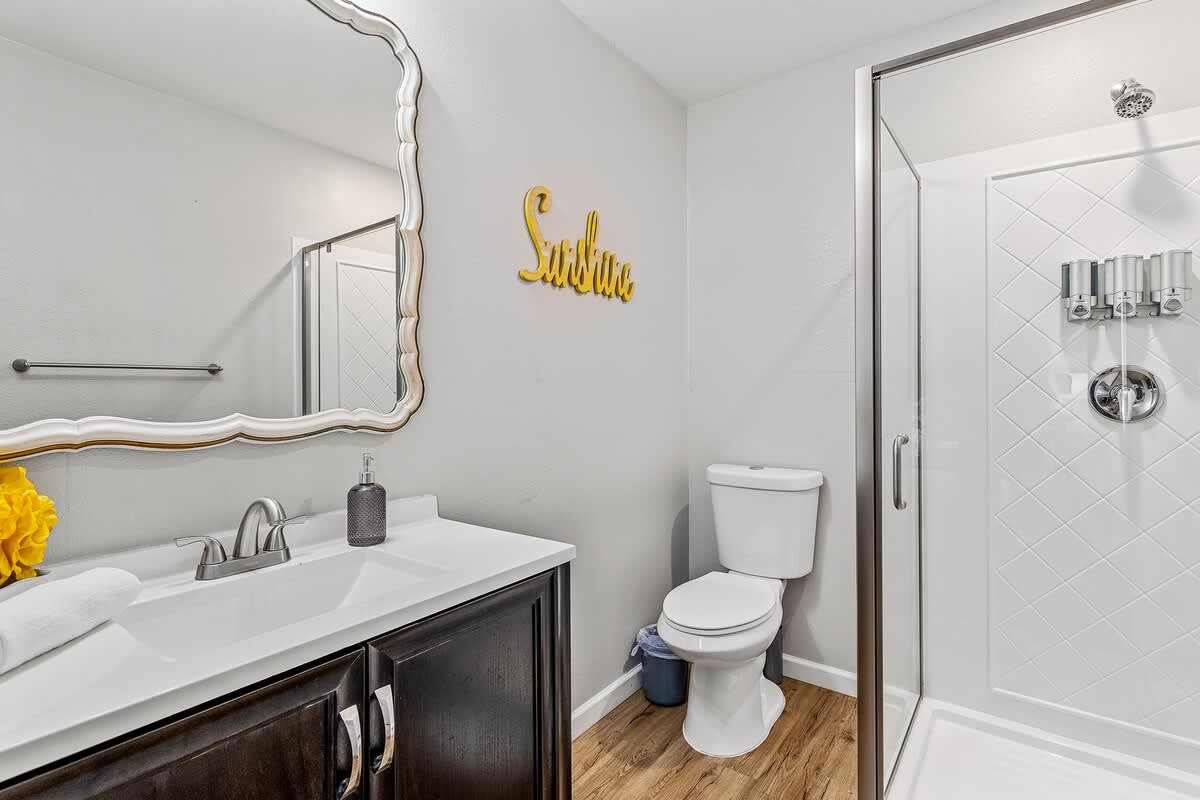 BATHROOM 3