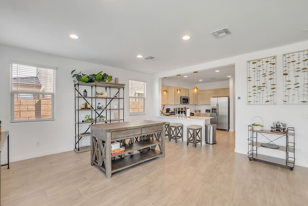 Dining/ Kitchen